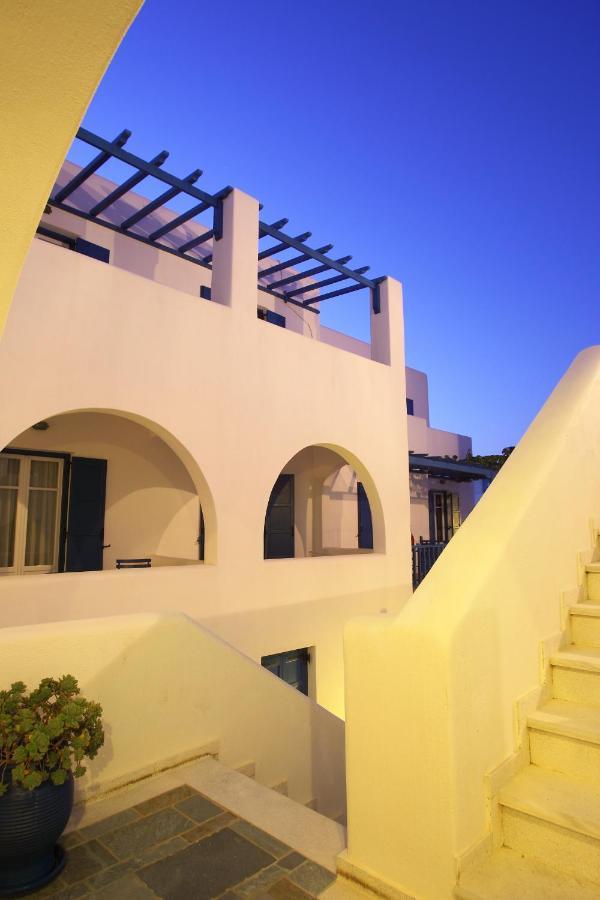 Paros Inn Logaras Eksteriør billede