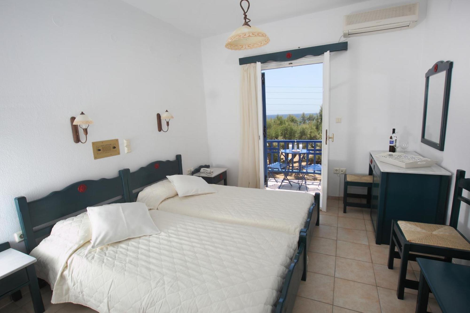 Paros Inn Logaras Værelse billede